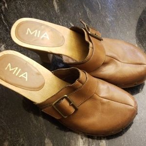 Mia Clogs Wooden sole size 9